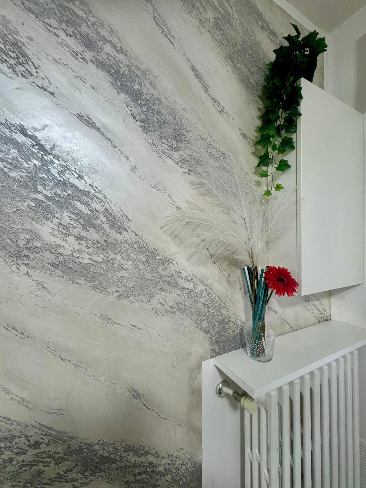 Casa Alessio - Elegante Appartamento Nel Cuore Di Cesano Maderno Esterno foto